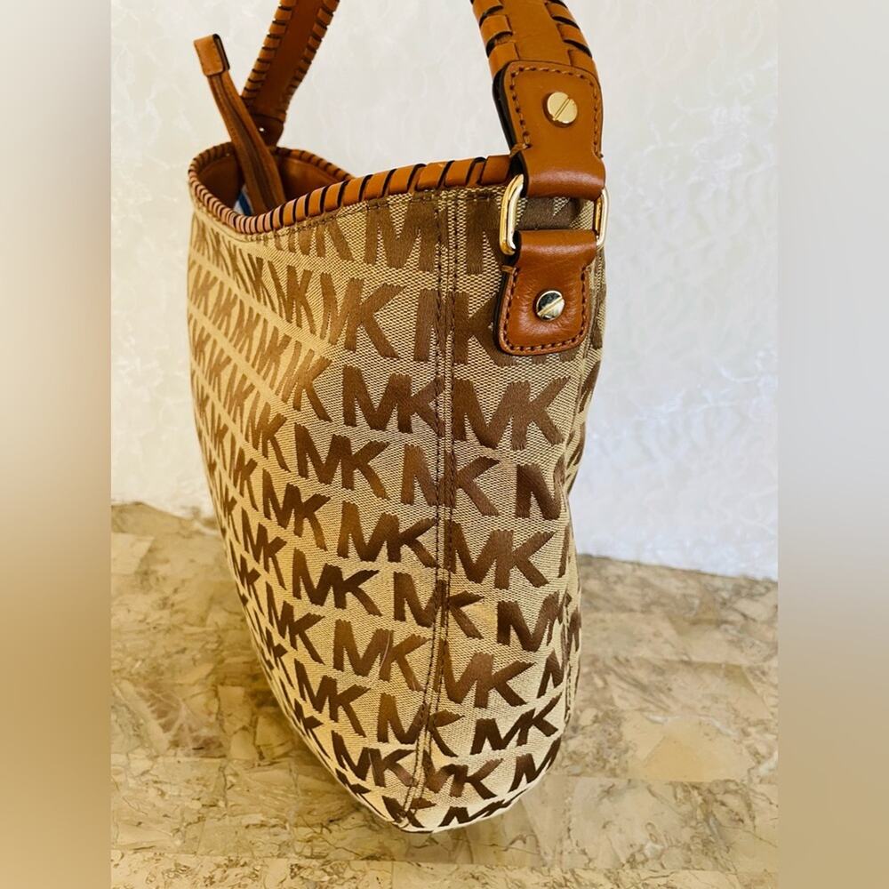 MICHAEL KORS MK logo beige canvas whipstitch ergo hobo shoulder bag - Picture 4 of 10